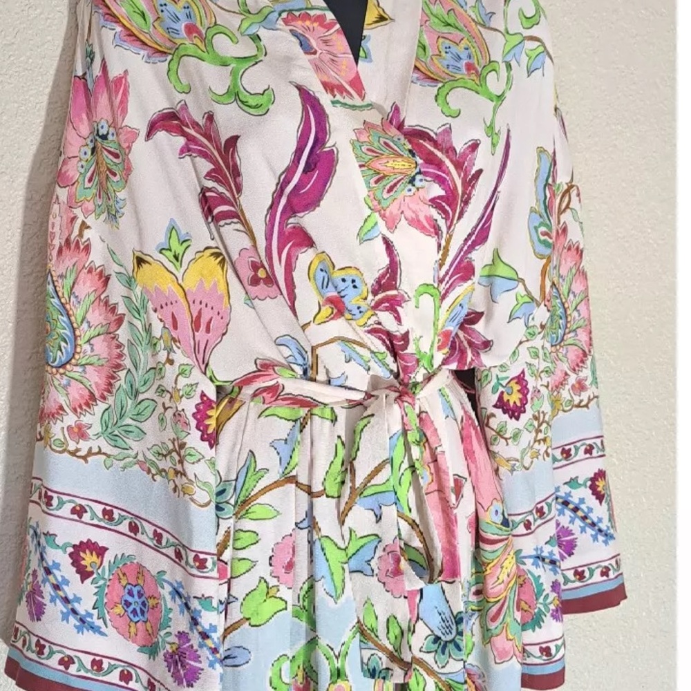 Zara Floral Kimono Robe - Picture 6 of 7